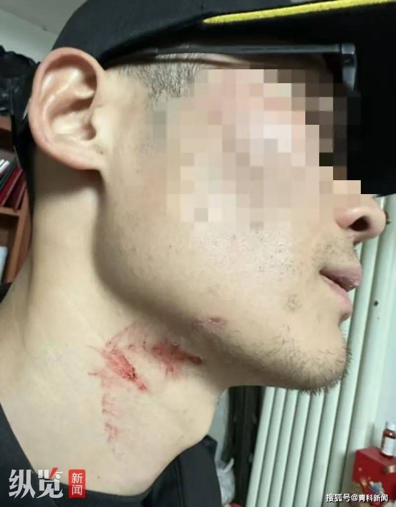 山东菏泽南站一主播直播时被打？知情人称打人者是附近居民