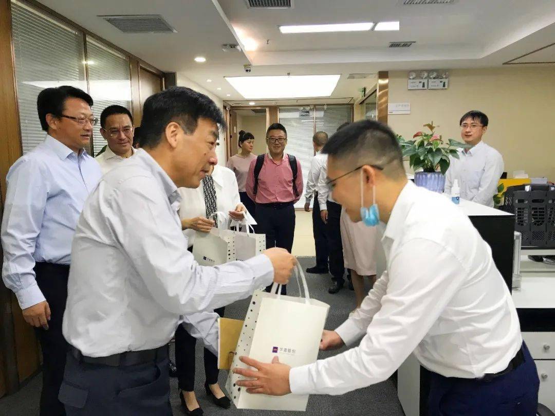 华鑫证券上海(华鑫证券上海分公司是哪个私募)